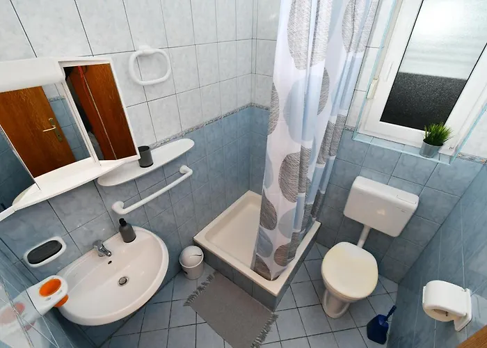 Novotny- Zuti Apartment Banjol